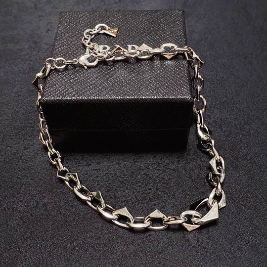 Prada necklace 11lyh40